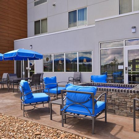 Fairfield Inn & Suites By Marriott Warrensburg Bagian luar foto