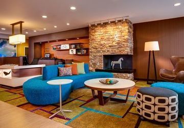 Fairfield Inn & Suites By Marriott Warrensburg Bagian luar foto